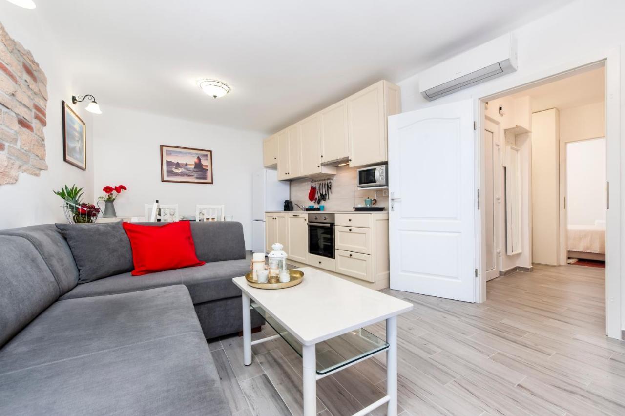 Ferienwohnung Casa Sul Mar Rovinj Exterior foto