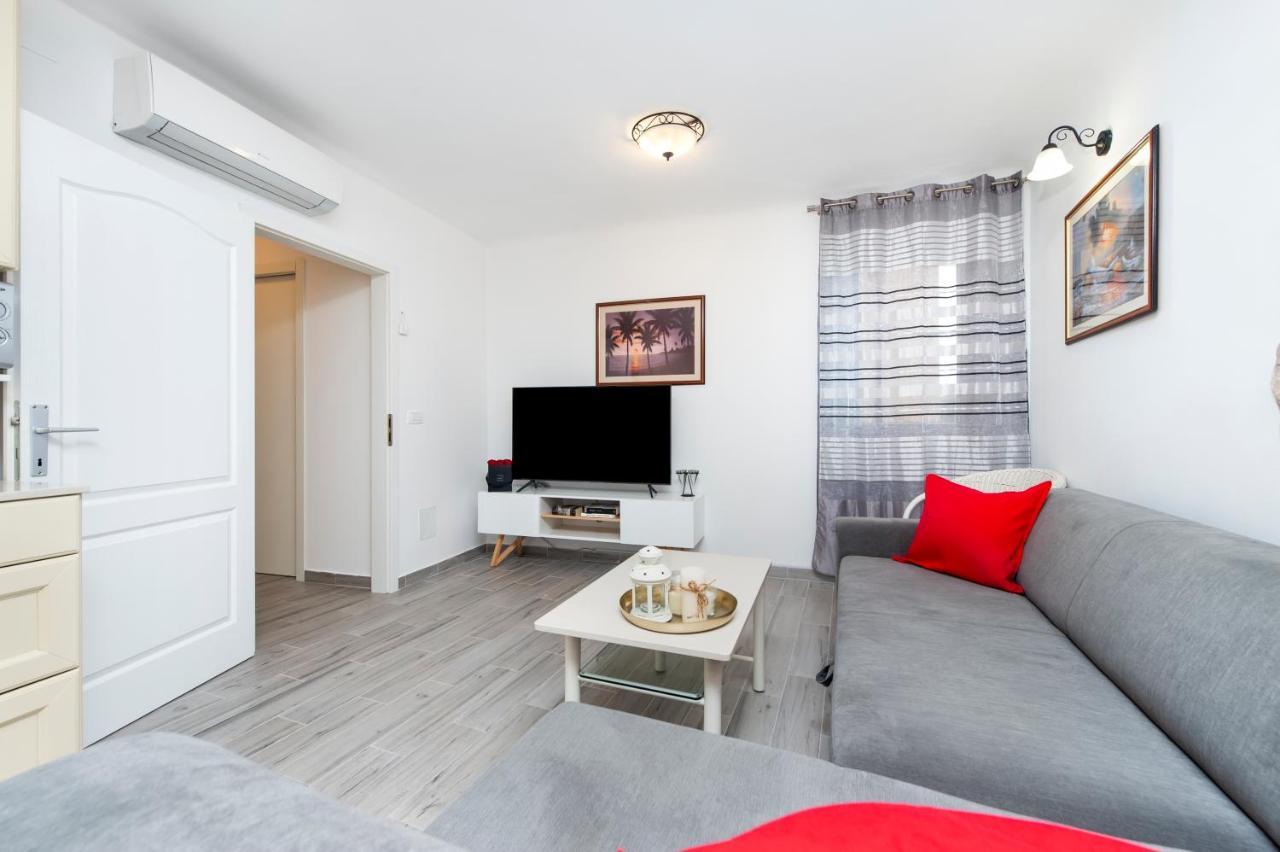 Ferienwohnung Casa Sul Mar Rovinj Exterior foto