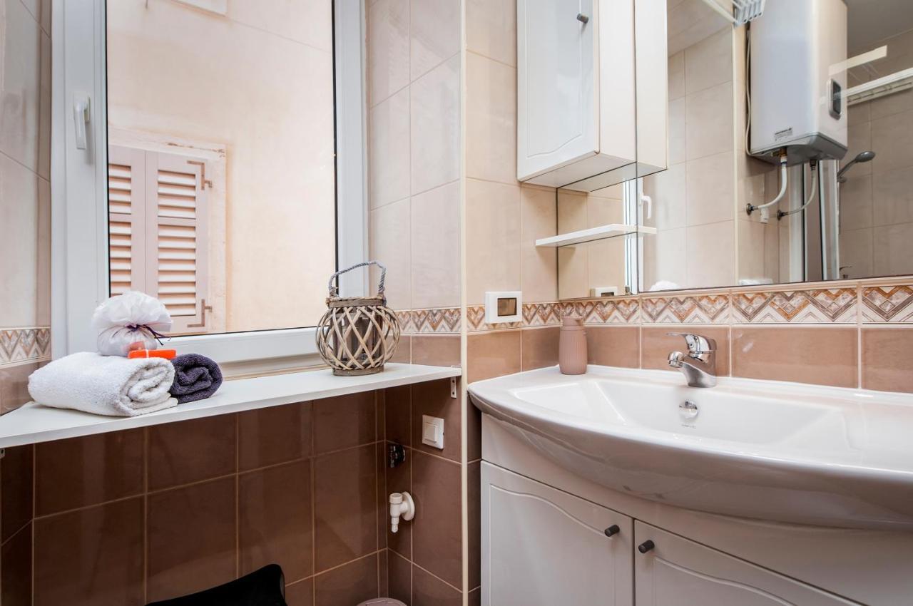 Ferienwohnung Casa Sul Mar Rovinj Exterior foto